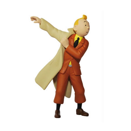 Figura 1 - Tintin a vestir o casaco